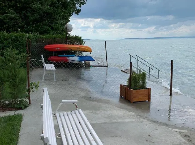 Part - A - Privat Vizparttal Hébergement de vacances