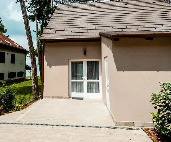 Part - A - Privat Vizparttal Hébergement de vacances *