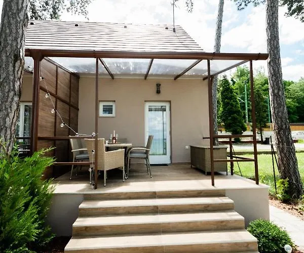 Part - A - Privat Vizparttal Feriehus Siófok